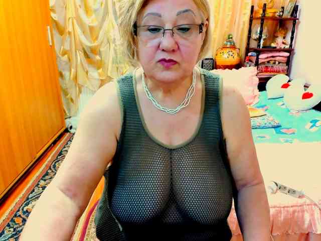 SeductiveMilf webcam