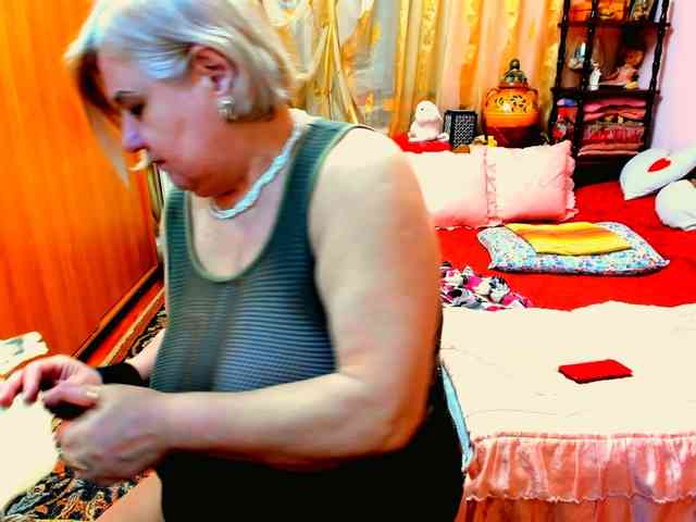 SeductiveMilf webcam