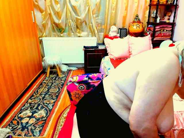 SeductiveMilf webcam