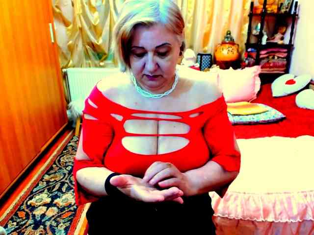 SeductiveMilf webcam