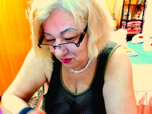 SeductiveMilf webcam