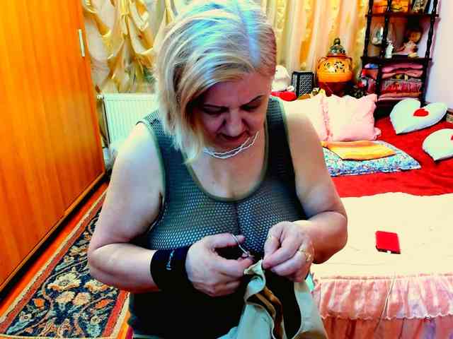 SeductiveMilf webcam