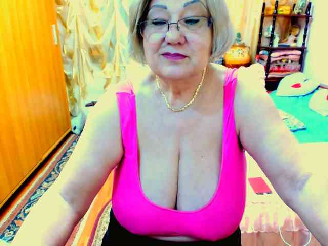 SeductiveMilf webcam