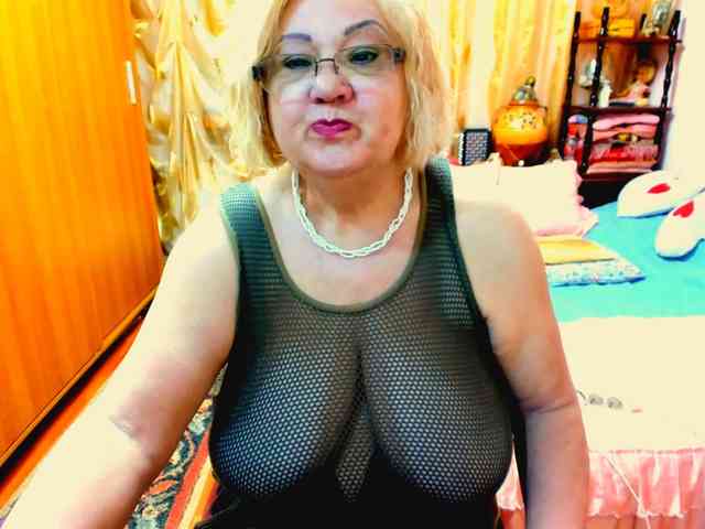 SeductiveMilf webcam