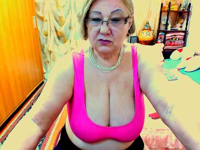 SeductiveMilf webcam