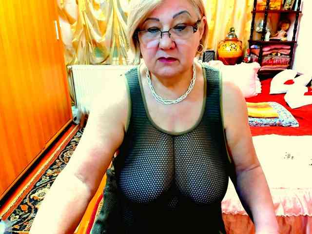 SeductiveMilf webcam