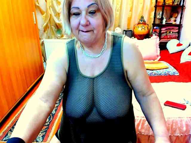 SeductiveMilf webcam