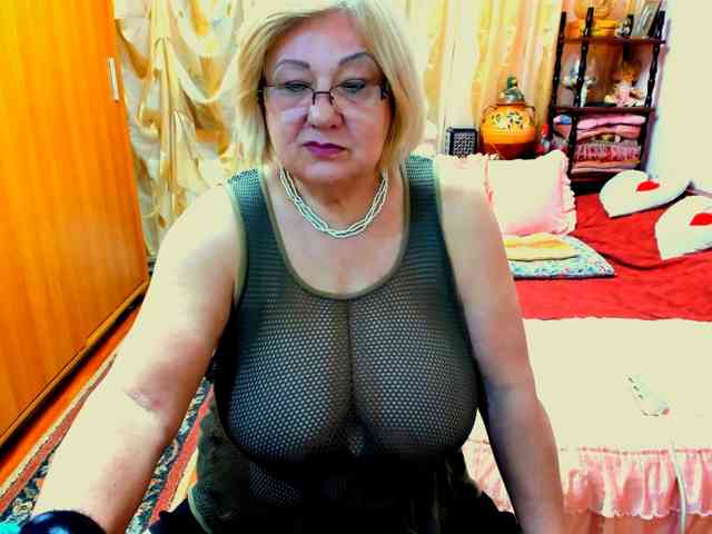 SeductiveMilf webcam