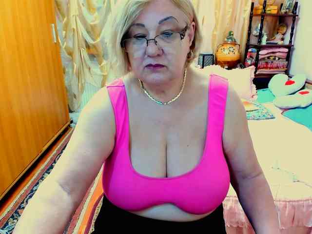 SeductiveMilf webcam