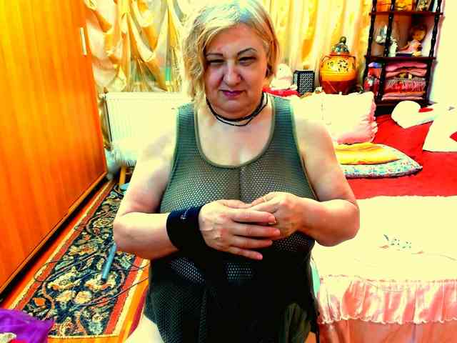 SeductiveMilf webcam