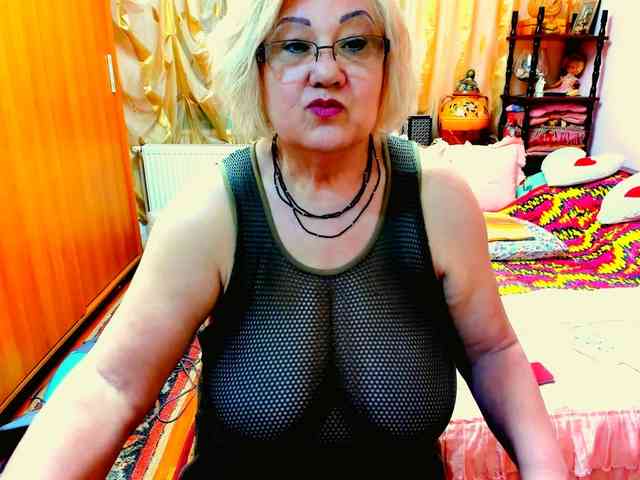 SeductiveMilf webcam