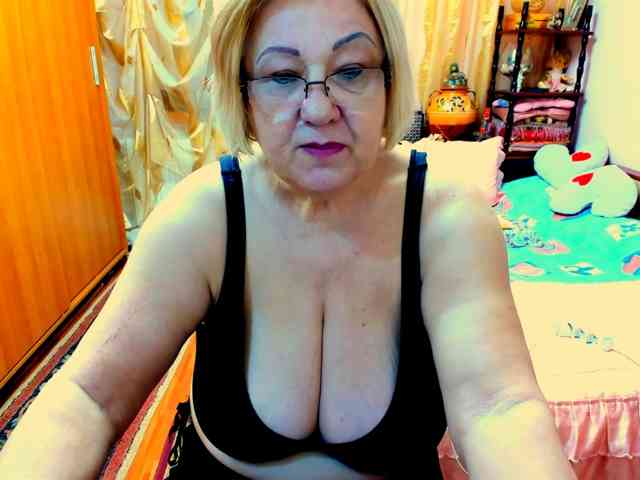SeductiveMilf webcam