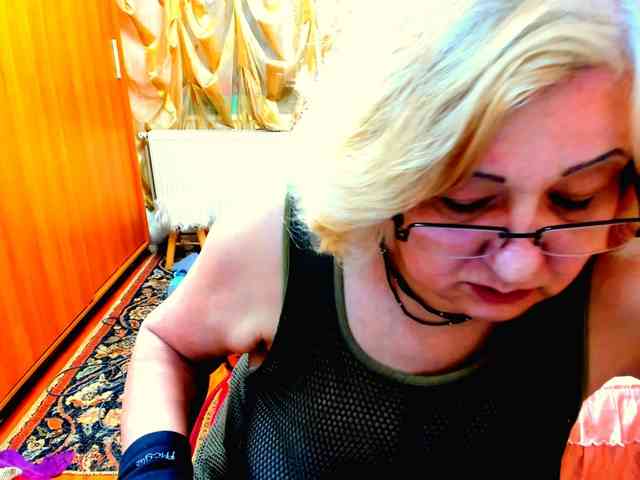 SeductiveMilf webcam