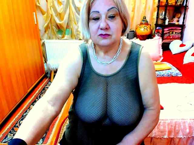 SeductiveMilf webcam