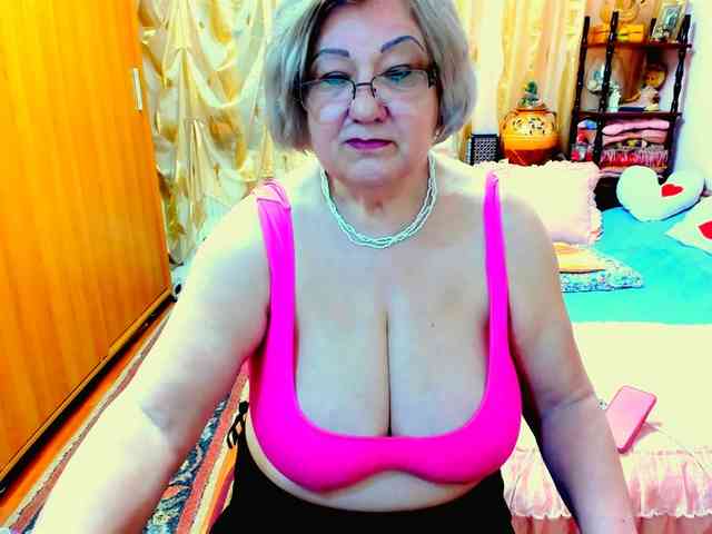 SeductiveMilf webcam