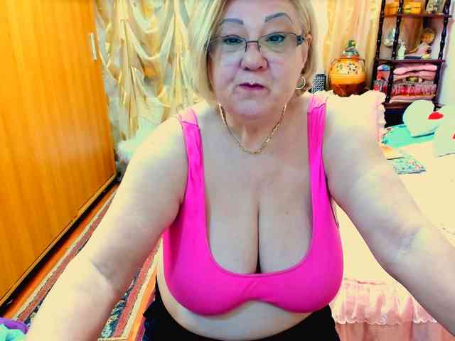 SeductiveMilf webcam