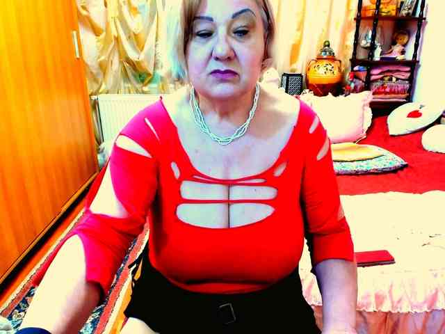 SeductiveMilf webcam