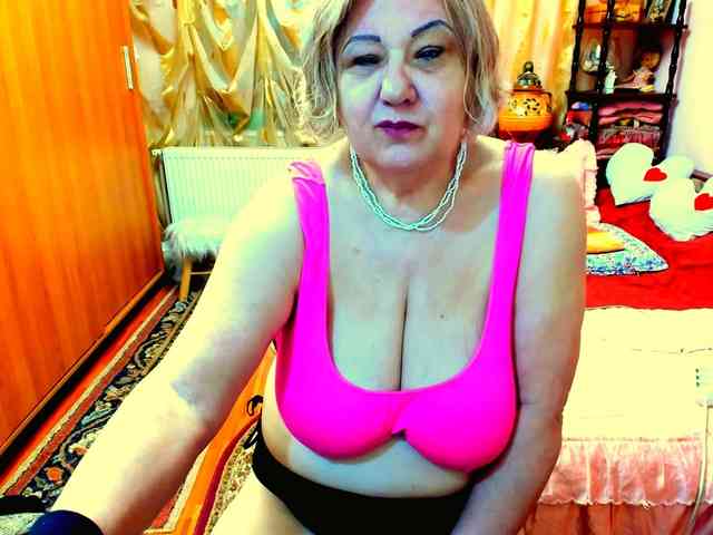 SeductiveMilf webcam