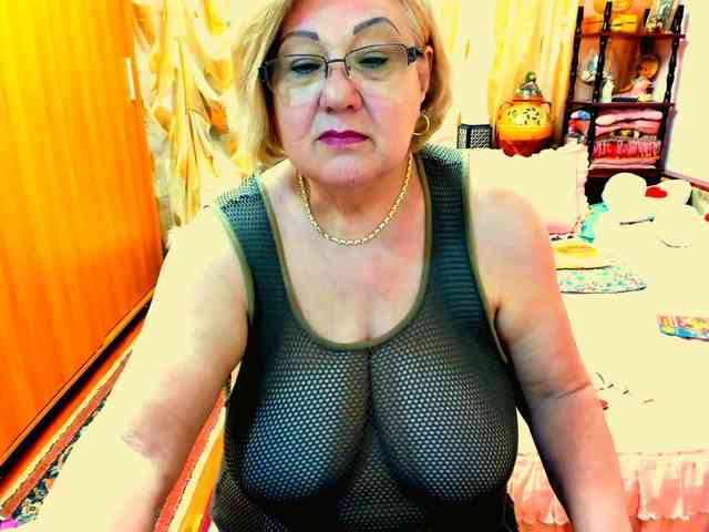 SeductiveMilf webcam