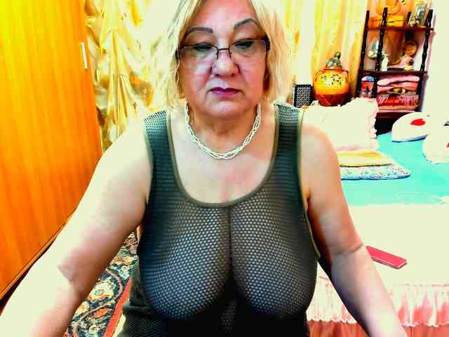 SeductiveMilf webcam