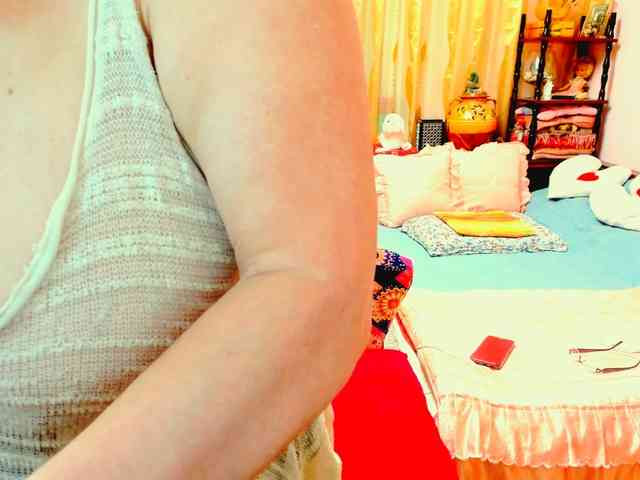 SeductiveMilf webcam