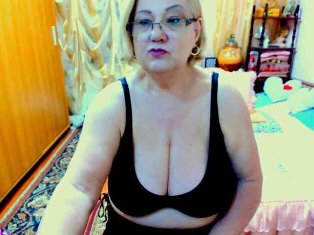 SeductiveMilf webcam