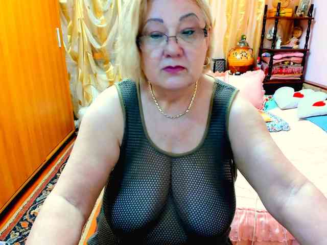 SeductiveMilf webcam