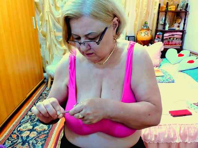 SeductiveMilf webcam