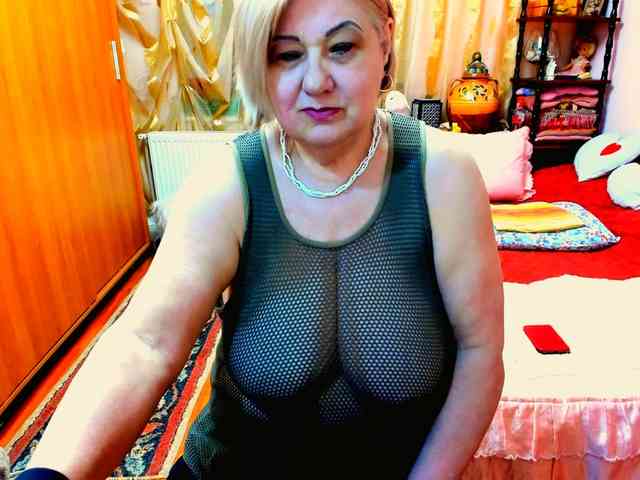SeductiveMilf webcam