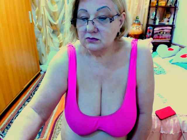 SeductiveMilf webcam