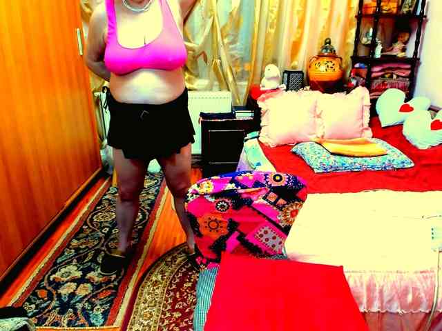 SeductiveMilf webcam