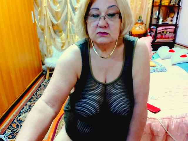 SeductiveMilf webcam