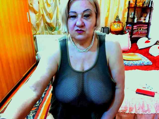SeductiveMilf webcam