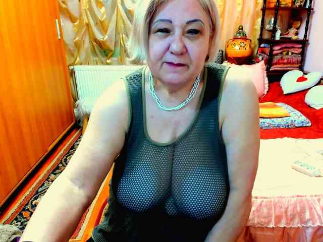 SeductiveMilf webcam