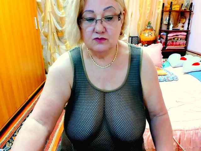 SeductiveMilf webcam
