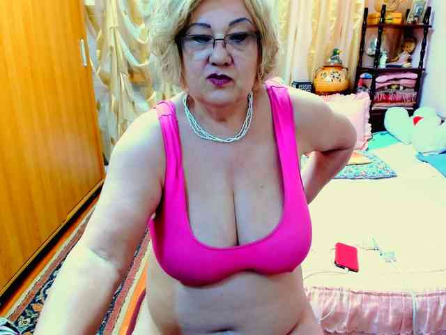 SeductiveMilf webcam