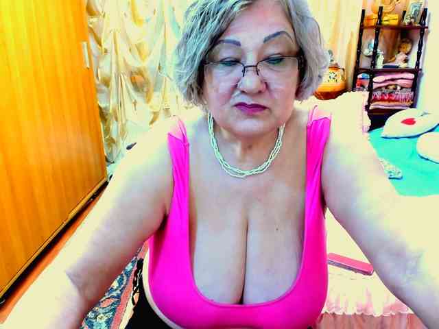 SeductiveMilf webcam