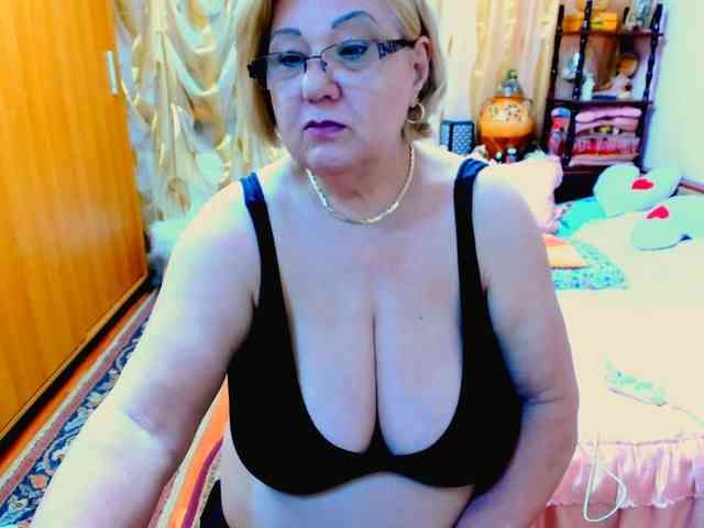 SeductiveMilf webcam