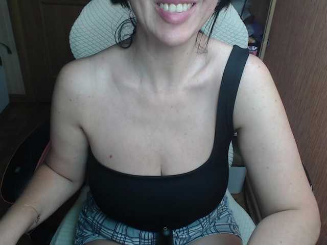 KissaEva live cam on BongaCams