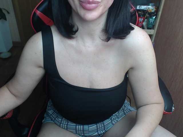 KissaEva live cam on BongaCams