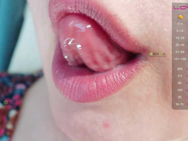 jeanne-2017's BongaCams show and profile