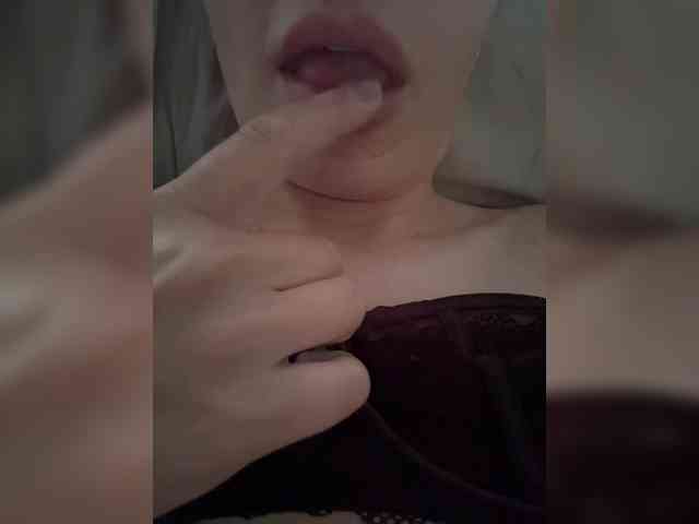 MARIIKA13 webcam
