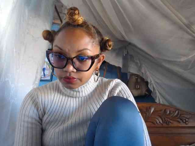 pretty-ass Live Webcam on BongaCams