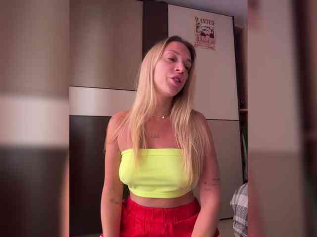 MerryBaby webcam