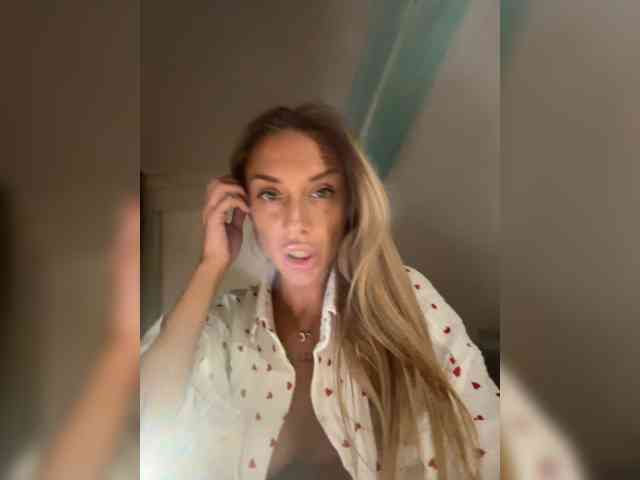 MerryBaby webcam