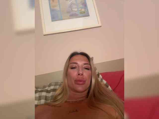 MerryBaby webcam