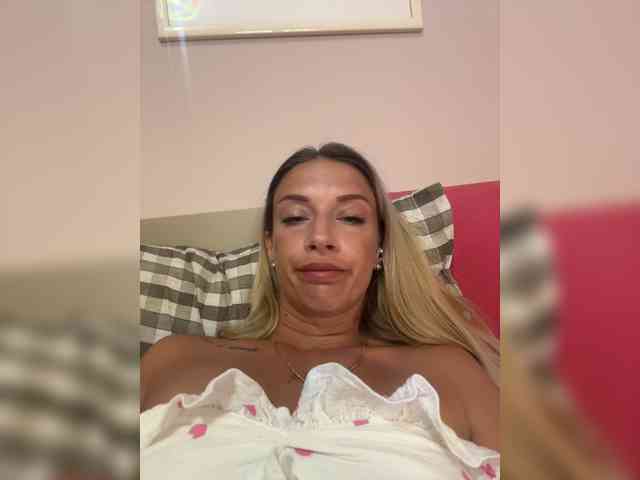 MerryBaby webcam