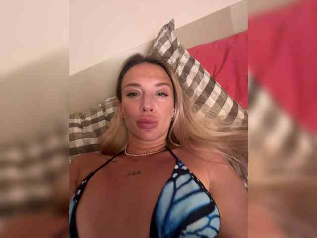 MerryBaby webcam