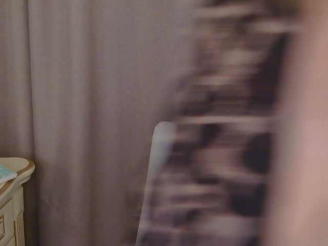 TANMZYA live cam on BongaCams