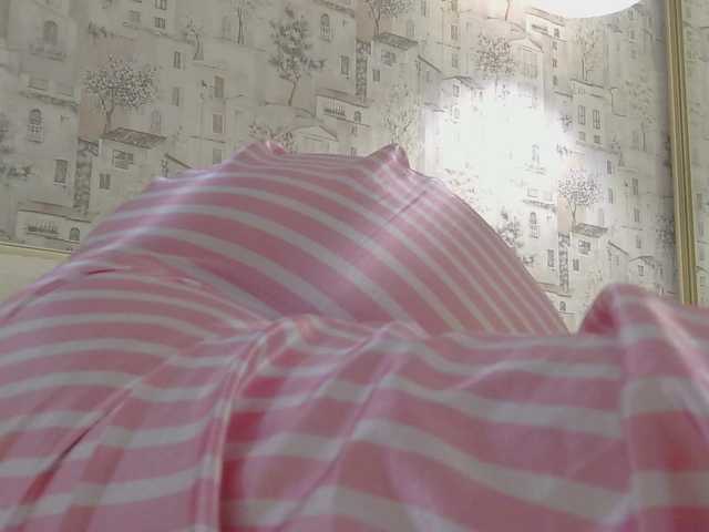 TANMZYA live cam on BongaCams